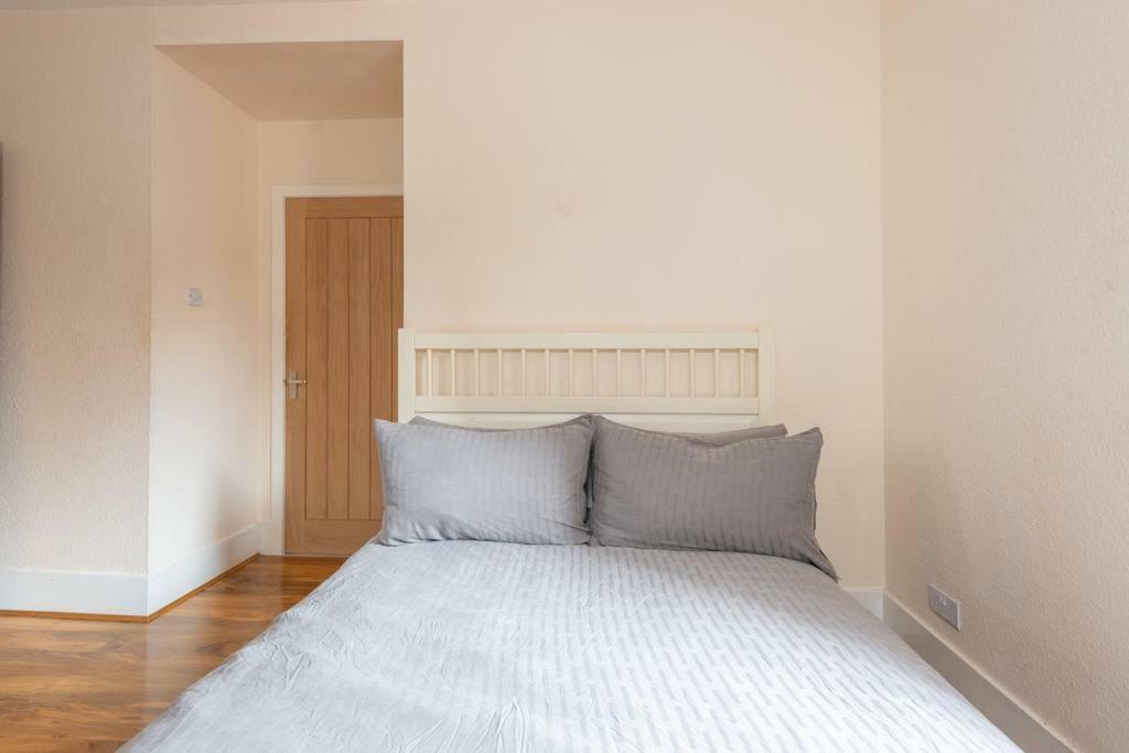 Ness Central Apartment - Greig Street Inverness Zewnętrze zdjęcie